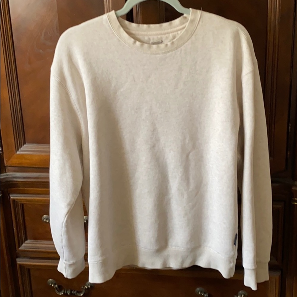 Roundtree and York men’s Long sleeve sweatshirt